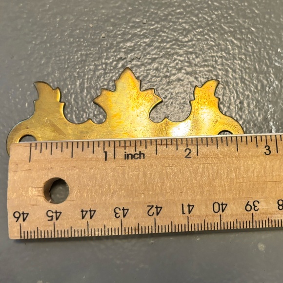 8 Vintage Solid Brass Chippendale Batwing Drawer Pulls Drop Handles EUC - Picture 7 of 7